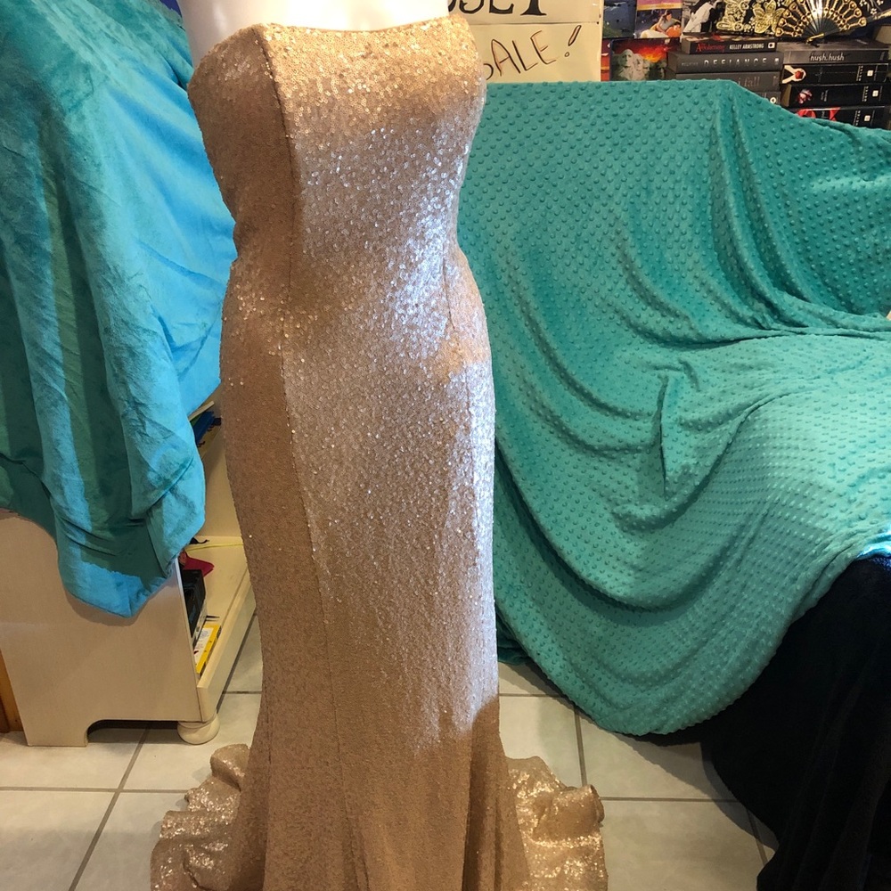 Elegant Sequin Strapless Gown